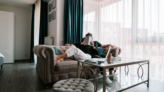 Playing as a couple and without any equipment, is it possible! - Twosome Project
