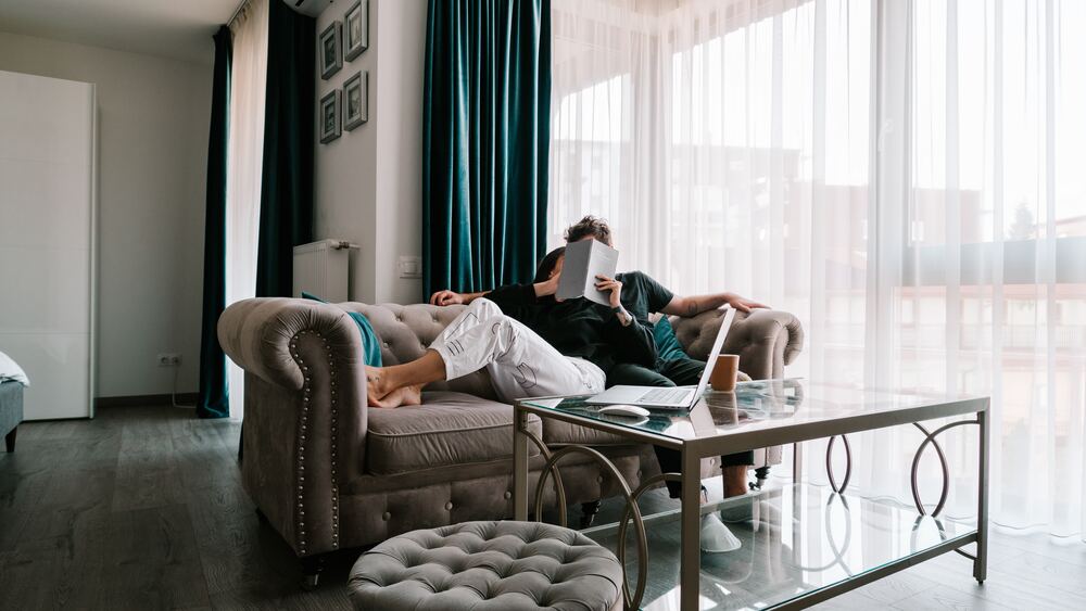 Playing as a couple and without any equipment, is it possible! - Twosome Project